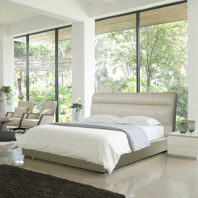 家具卖场7月1314日皇家1号布吉店家具盛惠